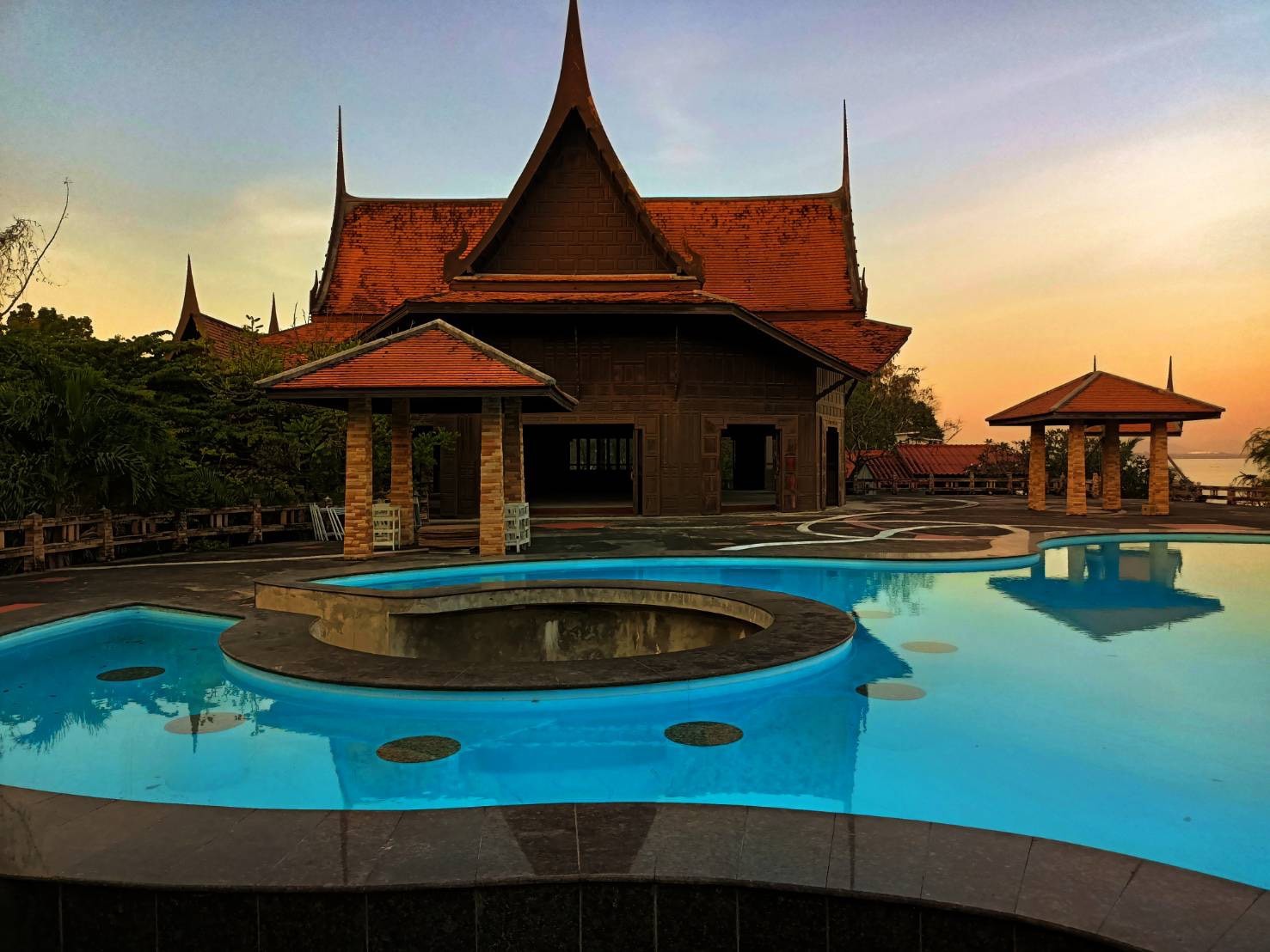 Jao Samut Resort Tambon Samaesarn - เจ้าสมุทร แสมสาร, สัตหีบ, จ. ชลบุรี